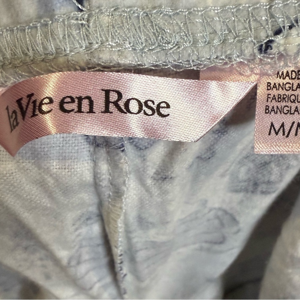 NWT La Vie en Rose Women's Pajama Set in Light Blue Animal Flannel size M - Picture 16 of 16